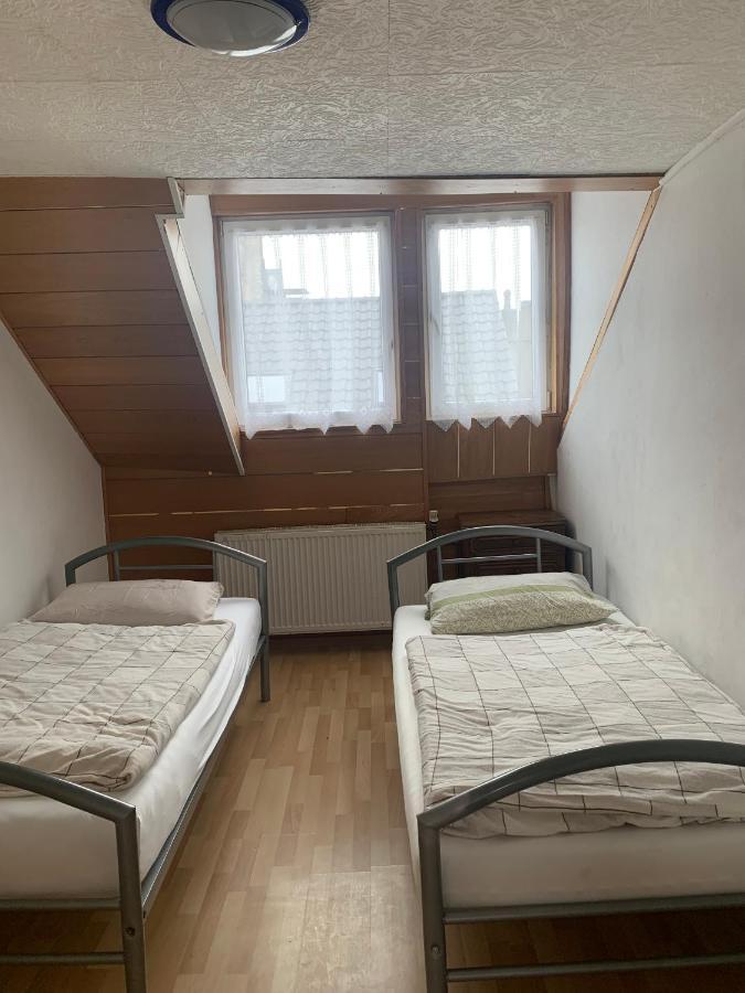 Appartement Dachgeschoss Hof à Krefeld Extérieur photo